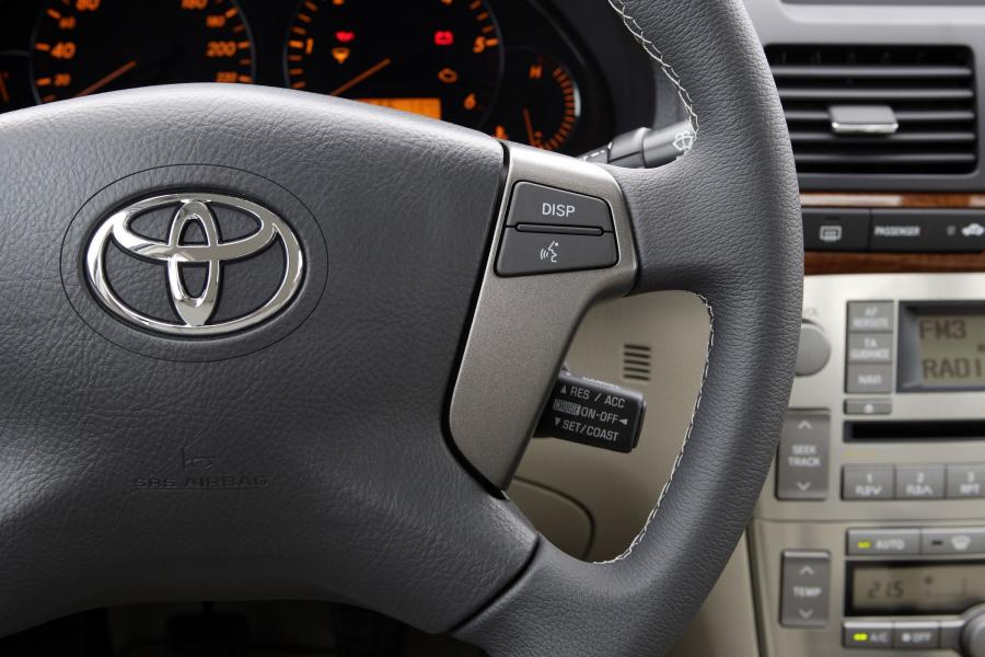  Toyota Avensis Sedan 2006 года  (фото 66 из 113)